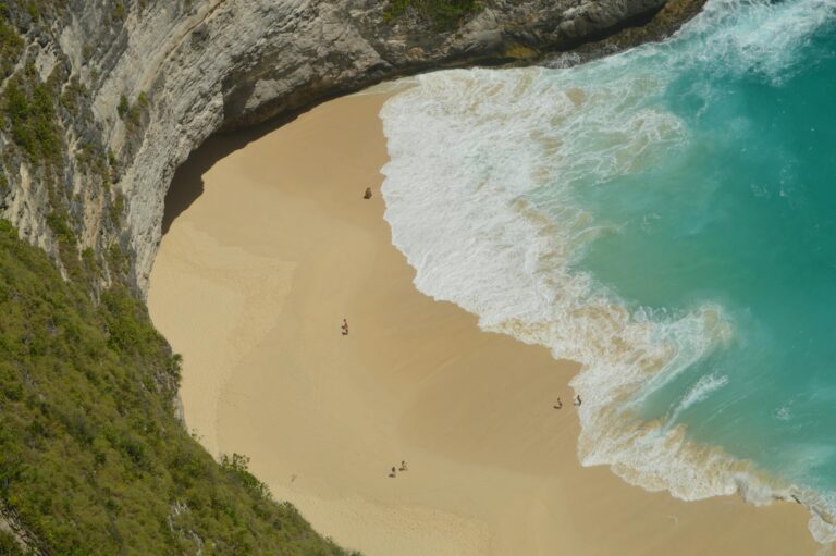 Bali travel guide — WanderSteals budget travel