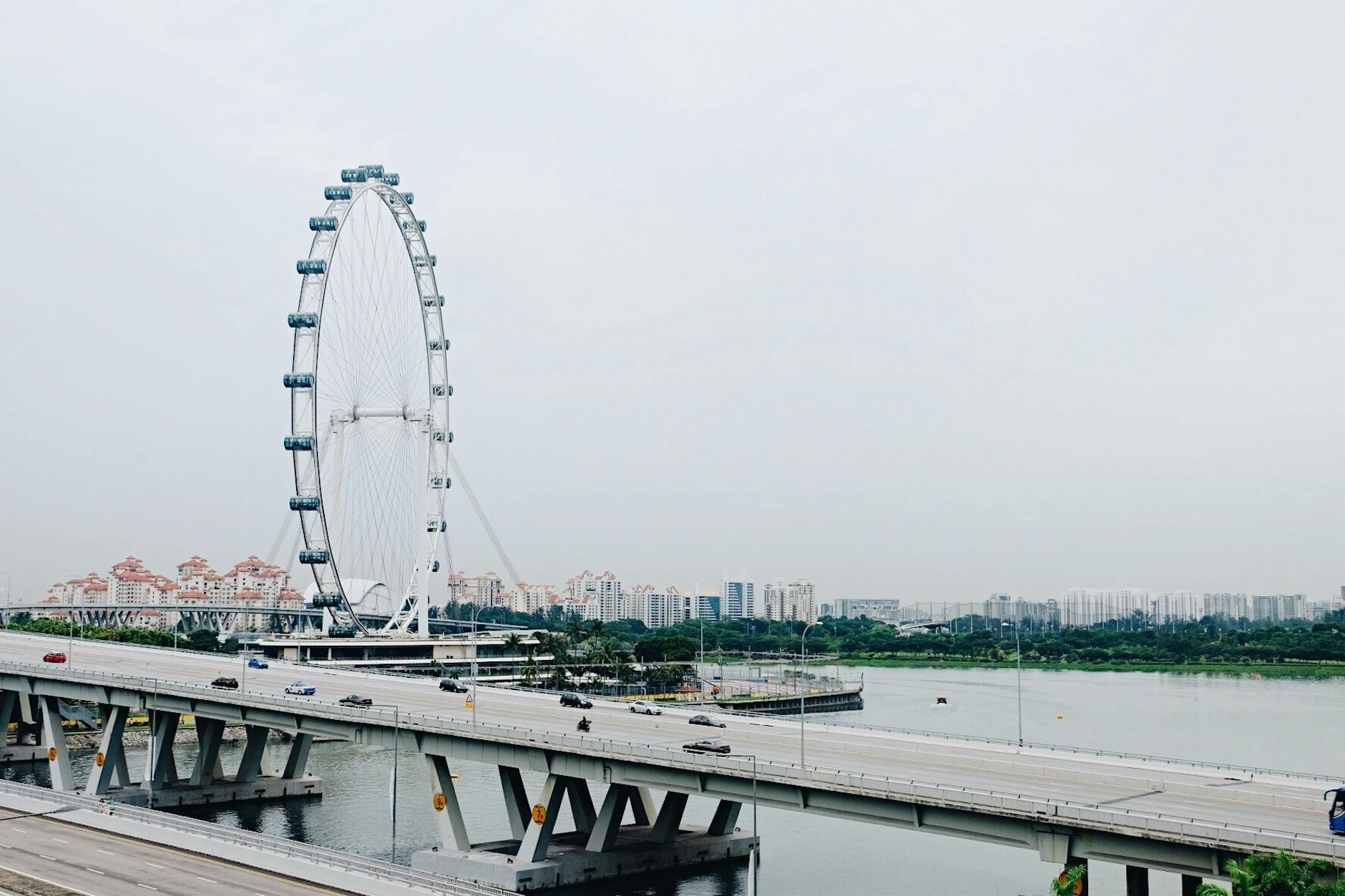 Singapore travel guide — WanderSteals budget travel