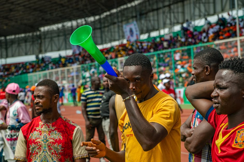 3. Vuvuzela Stadium Horn Classic 2-Pack