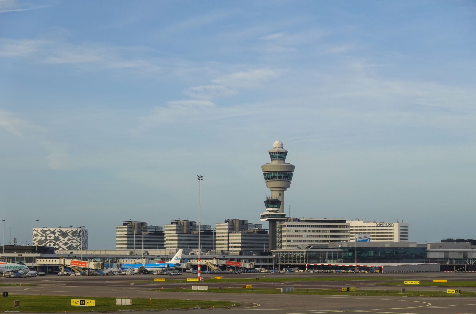 Price Comparison: Perth to Amsterdam Flights 2026 — Amsterdam travel guide