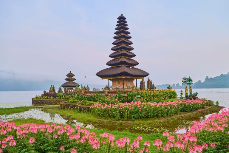 Bali travel guide — WanderSteals budget travel