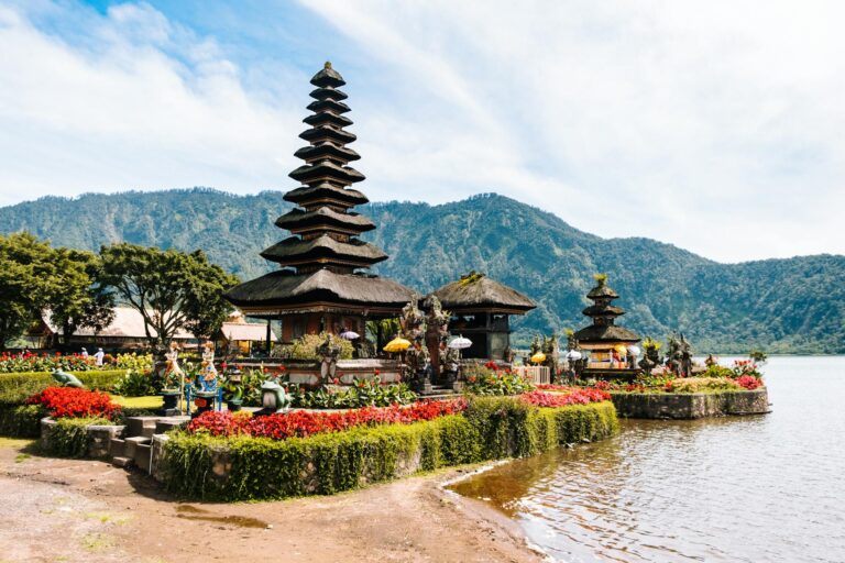 Bali travel guide — WanderSteals budget travel