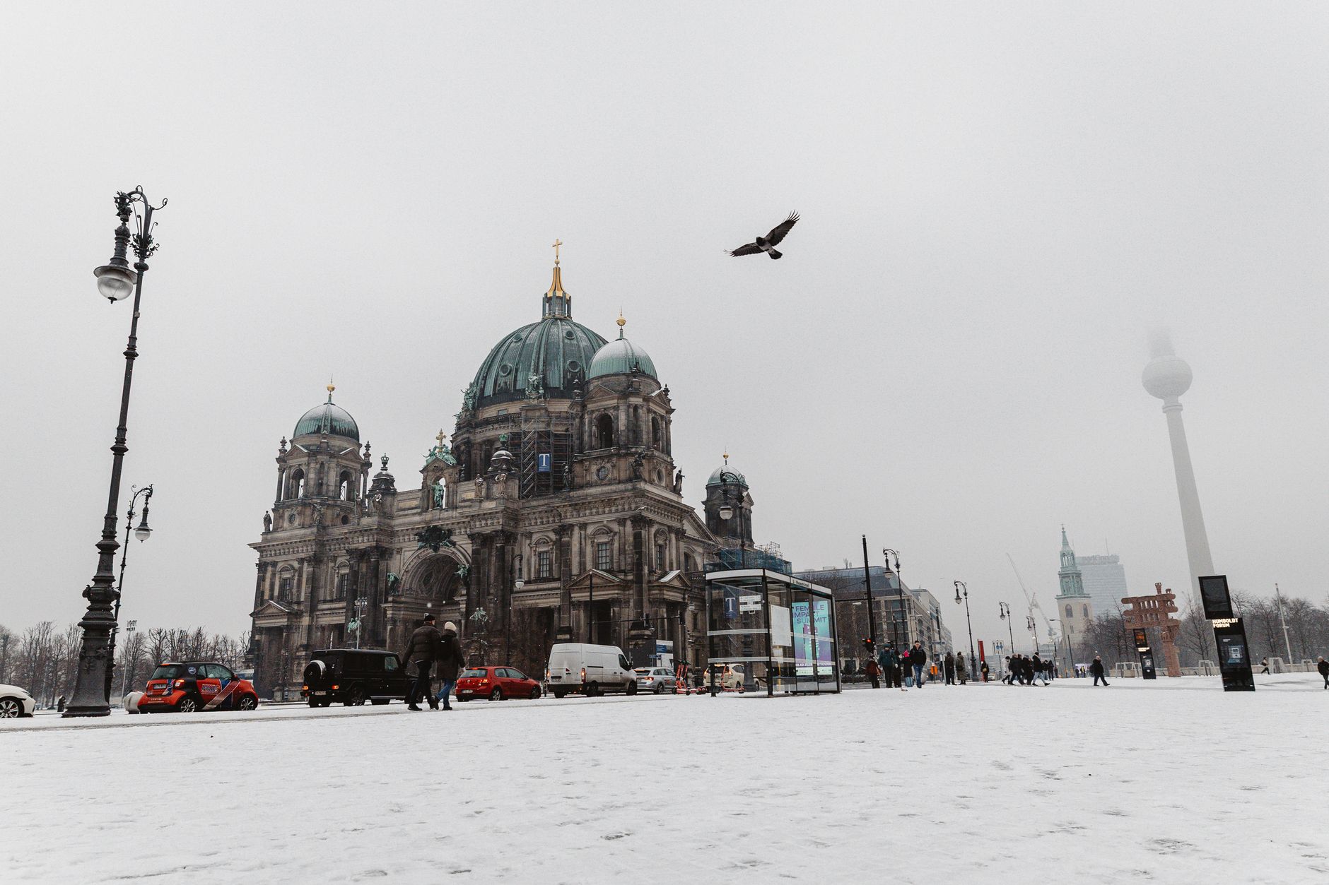 Price Comparison: Where to Book Cheap Flights New  — Berlin travel guide