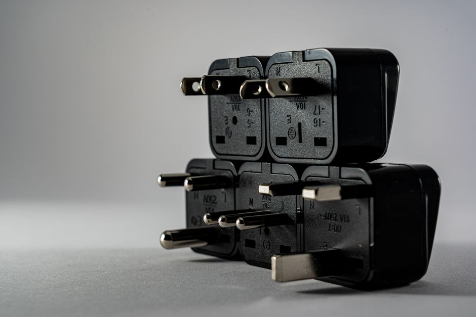 Best Budget Pick: TESSAN Universal Travel Adapter