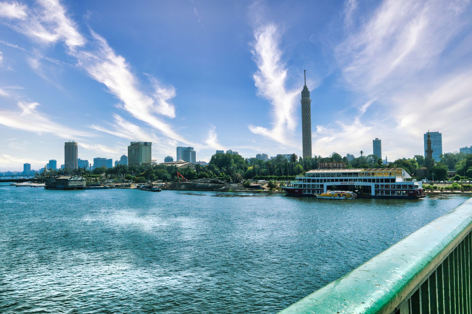 Booking Strategy: How to Lock in the Best Price — Cairo travel guide