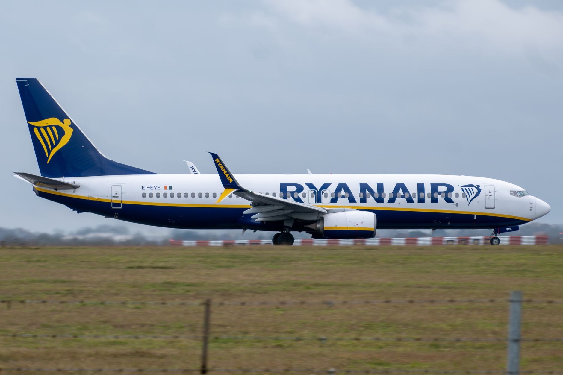 Price Comparison: Where to Book Cheap Flights New  — Dublin travel guide