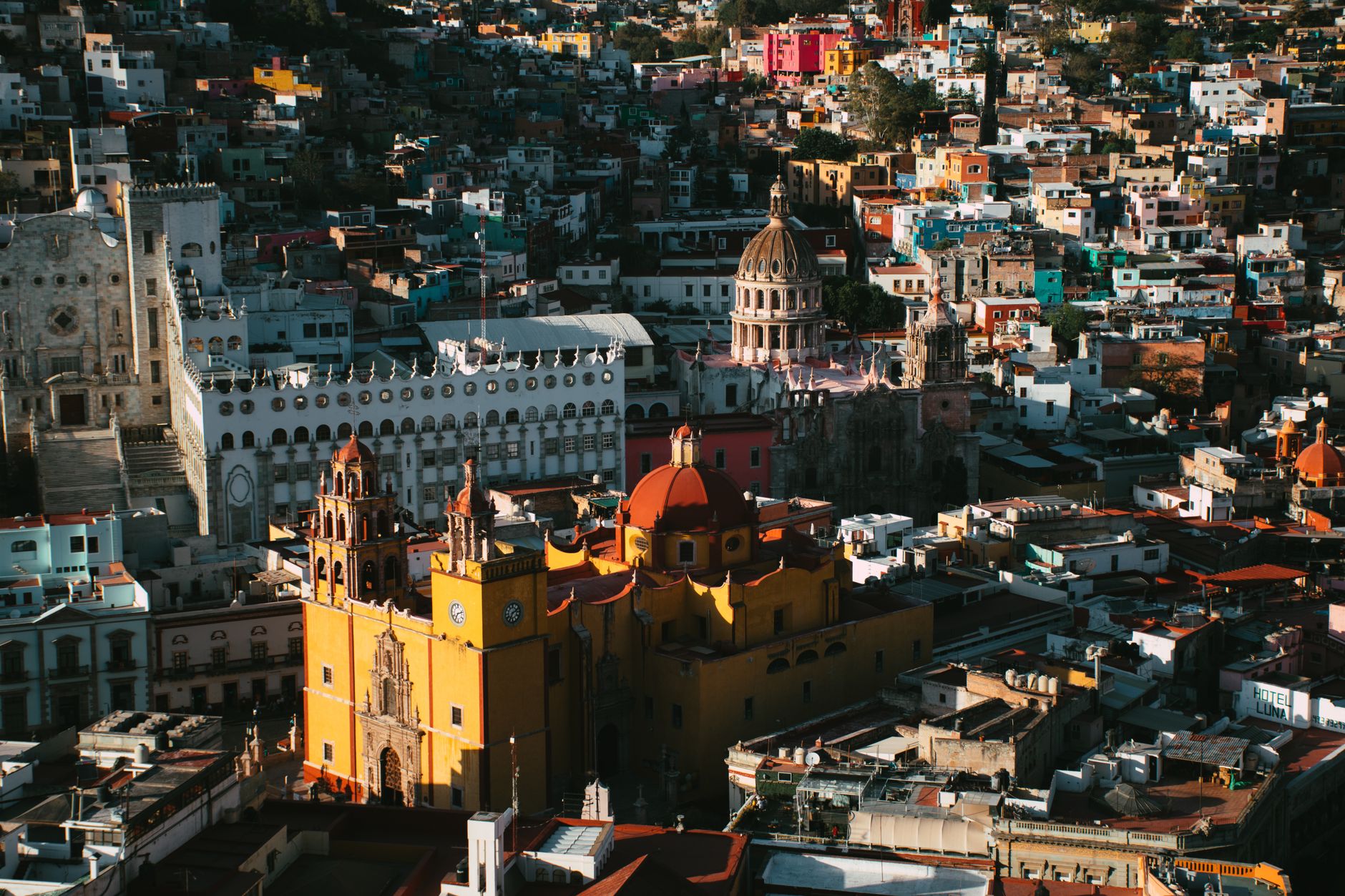 travel guide — WanderSteals budget travel
