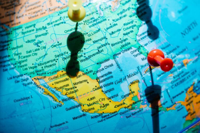 travel guide — WanderSteals budget travel