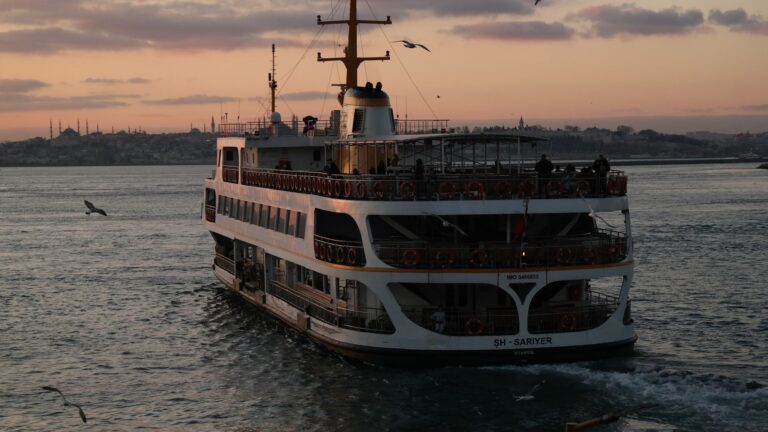 Istanbul travel guide — WanderSteals budget travel