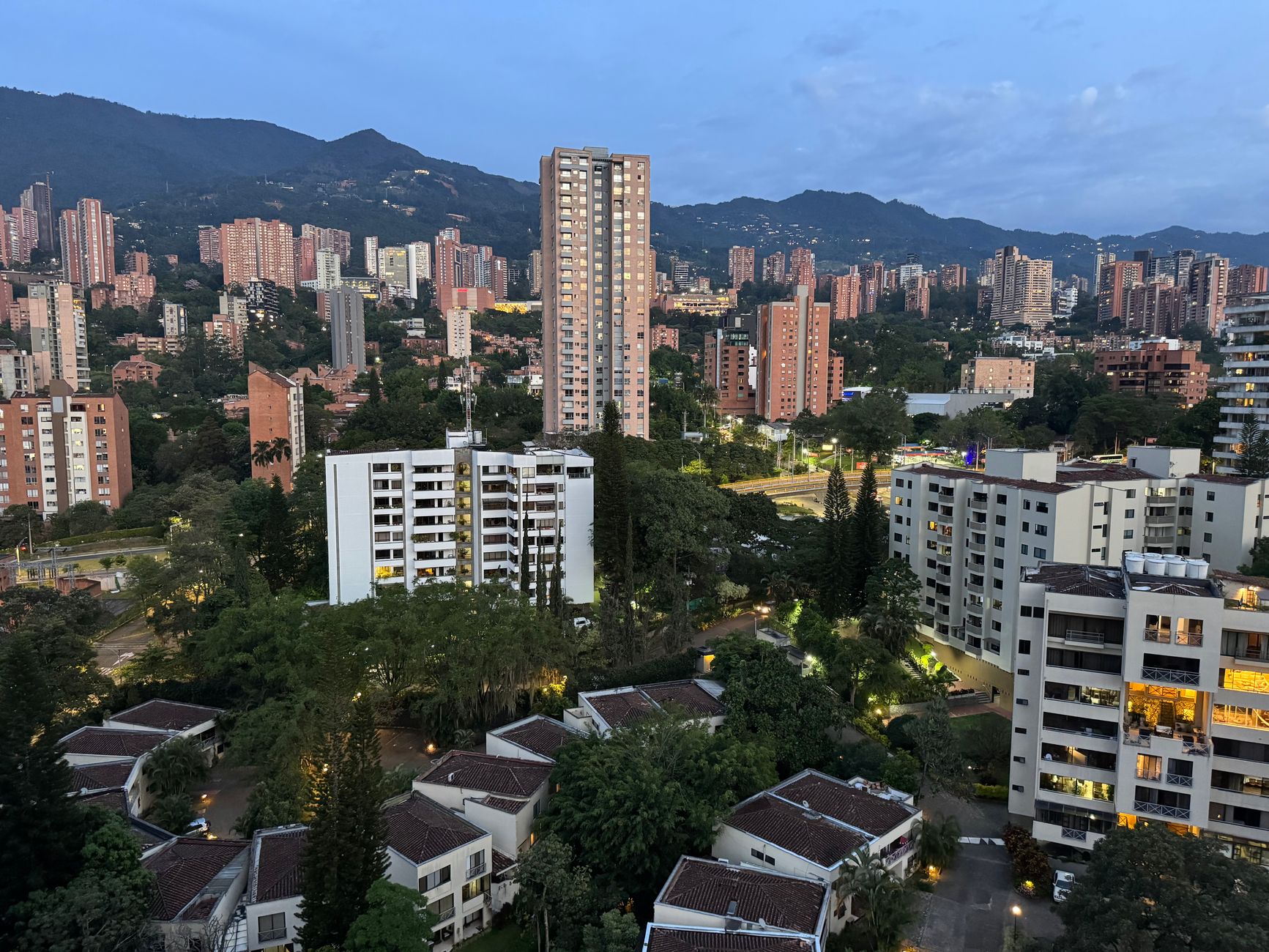 Booking Tips: How to Lock in This Price — Medellín travel guide