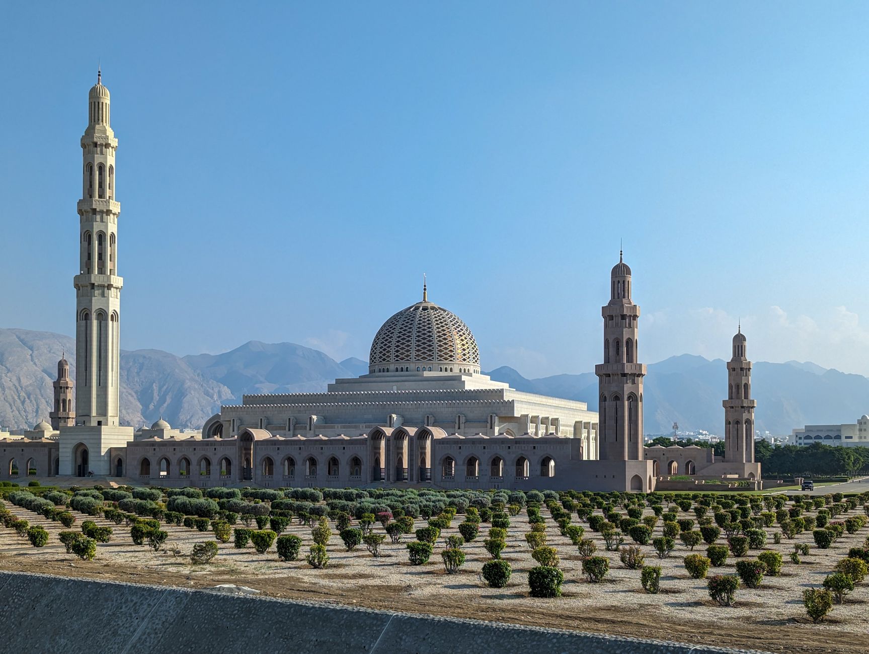 Muscat travel guide — WanderSteals budget travel