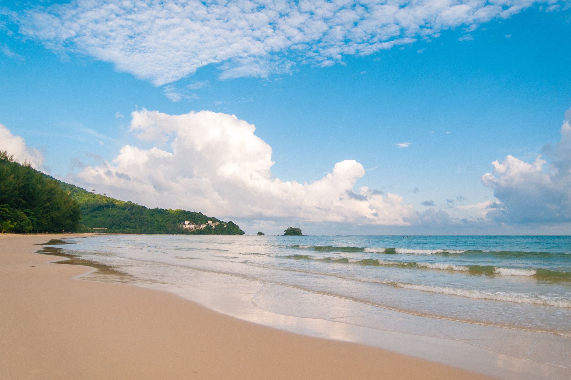 How to Secure the Best Price When Booking Brisbane — Phuket travel guide