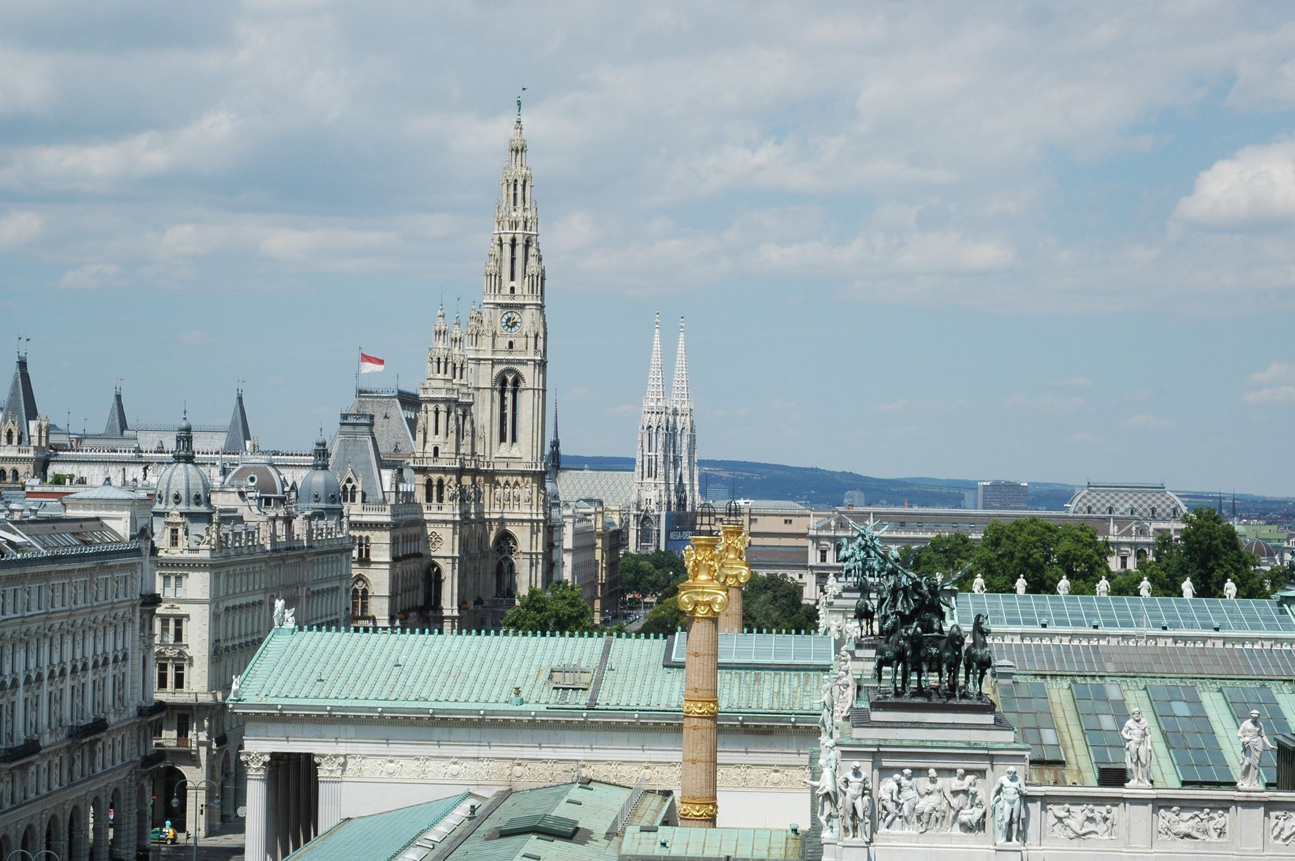 Cheap Flights Perth to Vienna 2026: $1,326 Deals Found