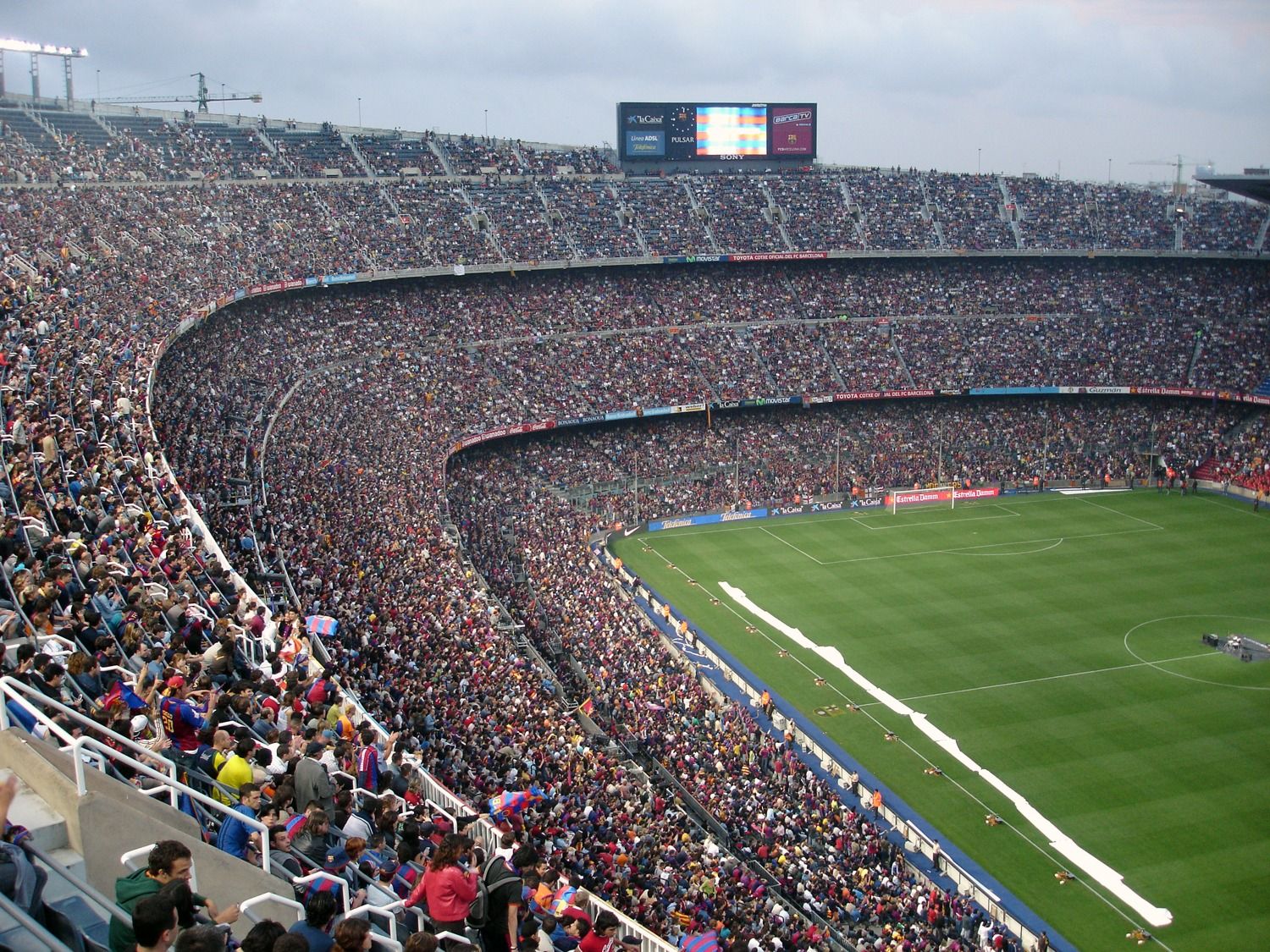 Renting a Car for World Cup 2026? — getting from the airport to World Cup 2026 stadiums travel guide