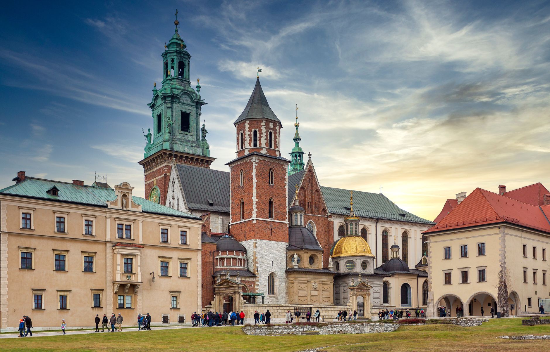 Cheap Flights Chicago to Krakow 2026: $551 Deals Found