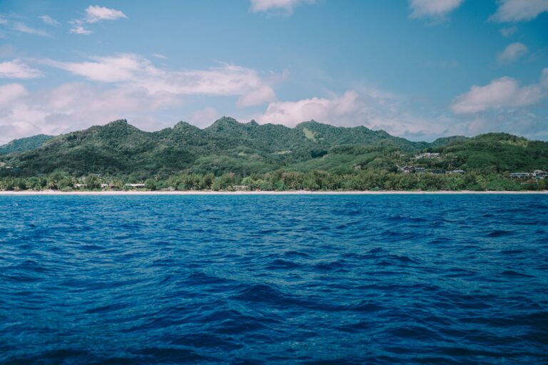 Rarotonga travel guide — WanderSteals budget travel