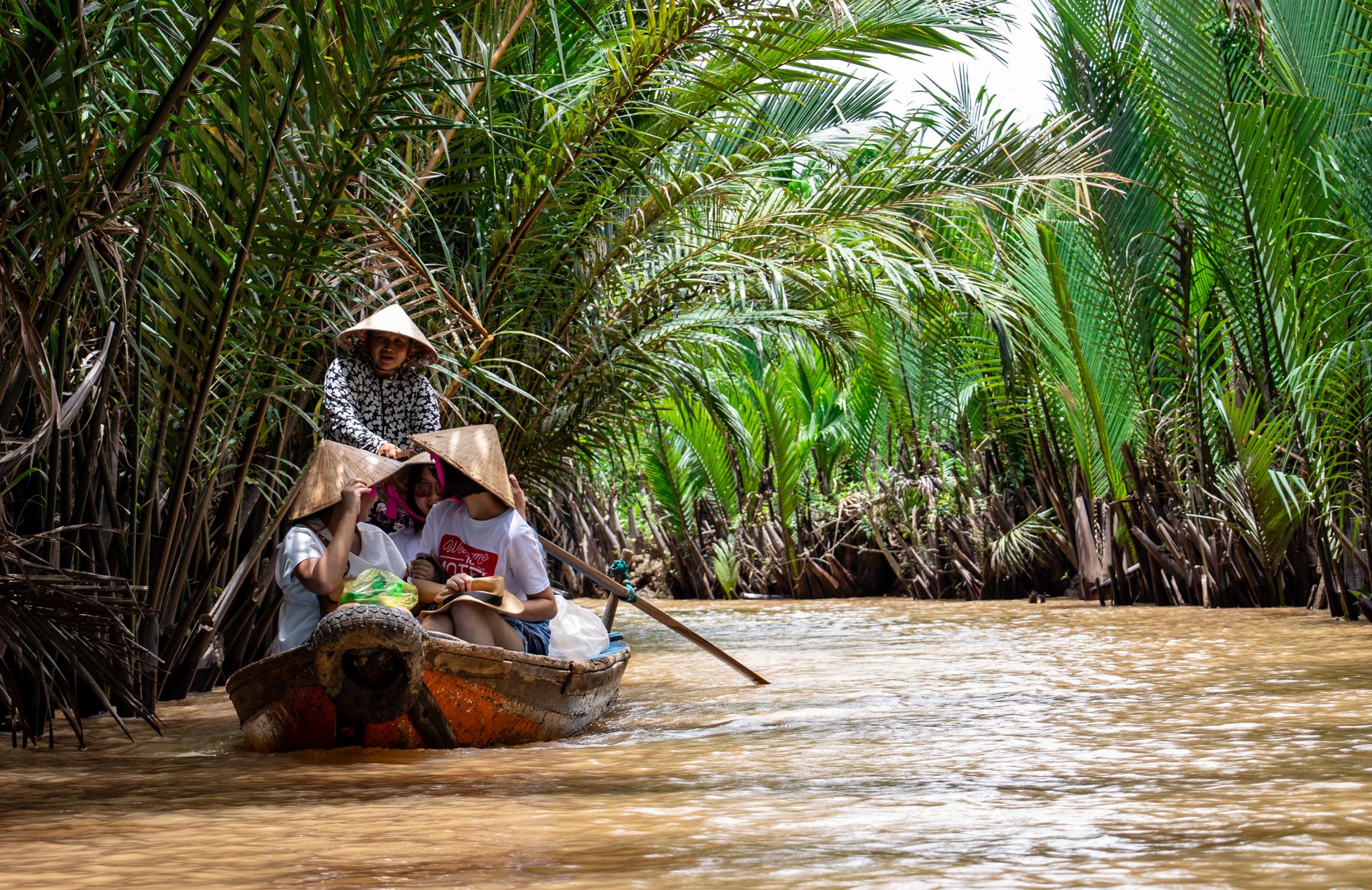 Vietnam travel guide — WanderSteals budget travel